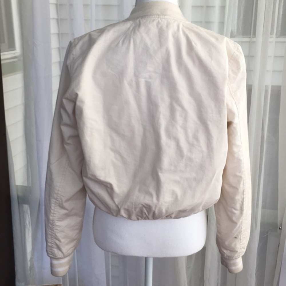 Gap tan bomber jacket‎ - Picture 3 of 11